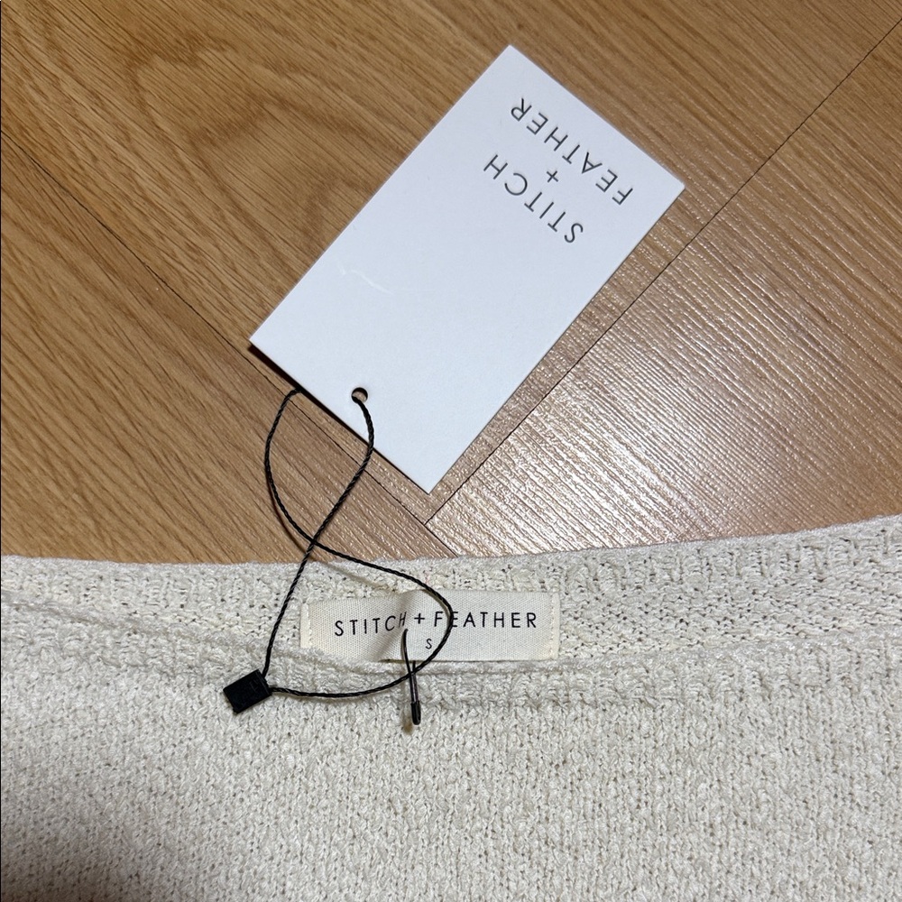 NWT Stitch & Feather Cream Sweater Boatneck Waist Length Size Small - Picture 2 of 6